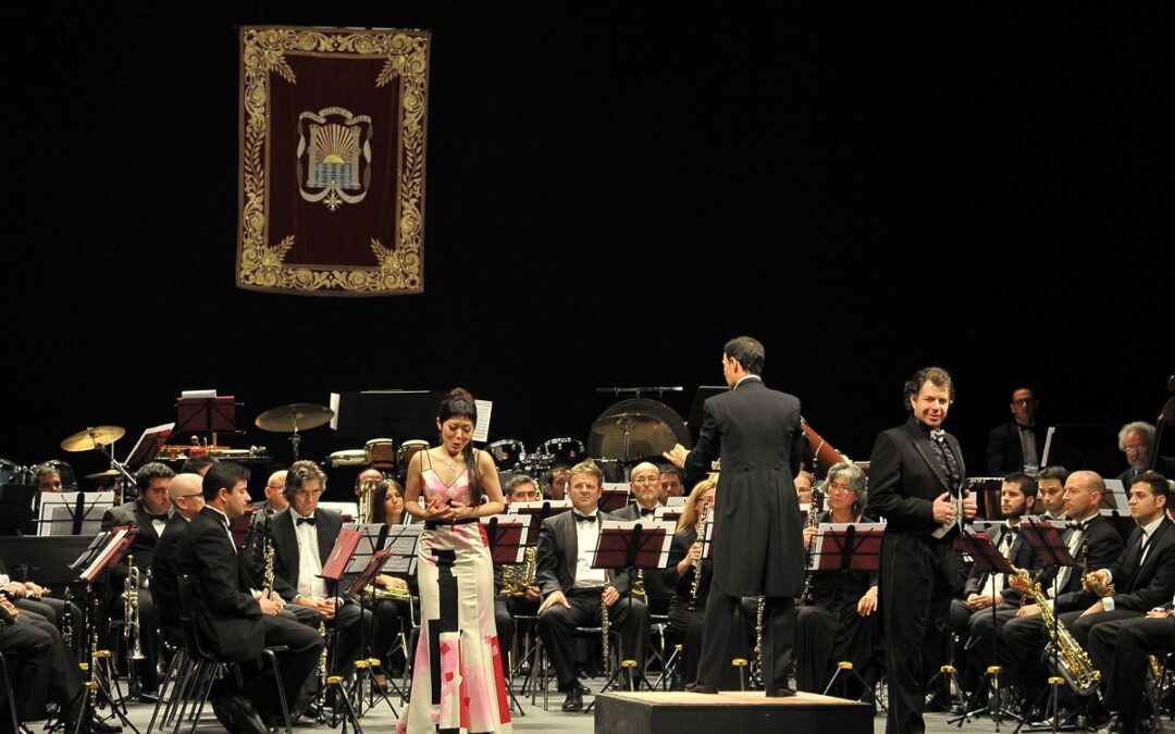 Concierto Extraordinario del Día de San Fernando por la Banda Sinfónica Municipal de Sevilla