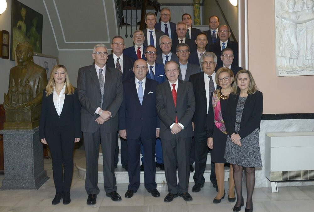 Toma de posesión del Dr. D. Alberto Máximo Pérez Calero y de la Junta Directiva del Excmo. Ateneo de Sevilla