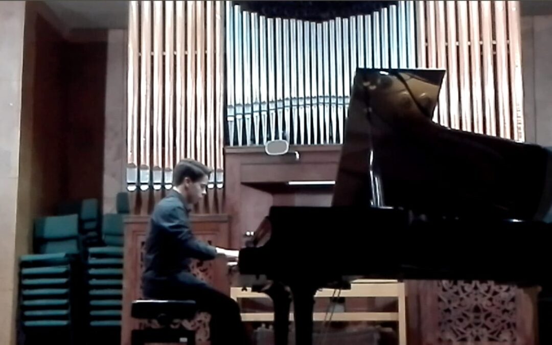 DÚO DE VIOLÍN Y PIANO Jesús Perogil Ostos, violín; Manuel Juan Díaz Lora, piano