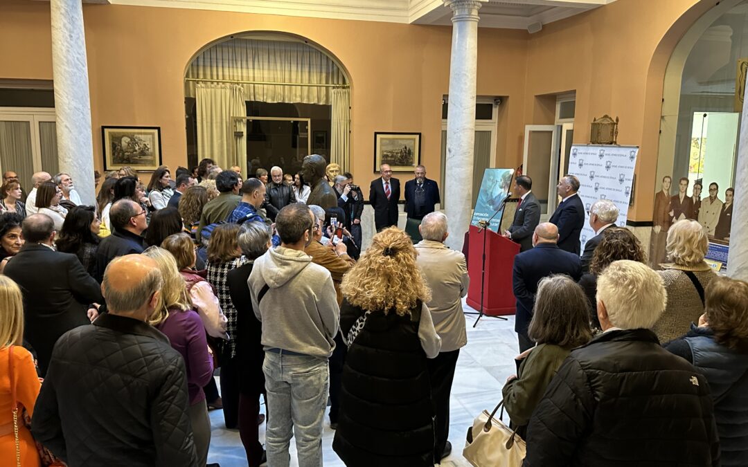 El Colegio Oficial de Enfermería de Sevilla inaugura la exposición «Enfermeras artistas: algo más que cuidar» en el Ateneo de Sevilla