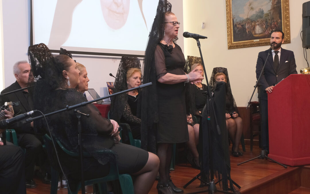 La Asociación Pro Defensa de la Copla Andaluza celebra su Exaltación Cofrade en el Ateneo