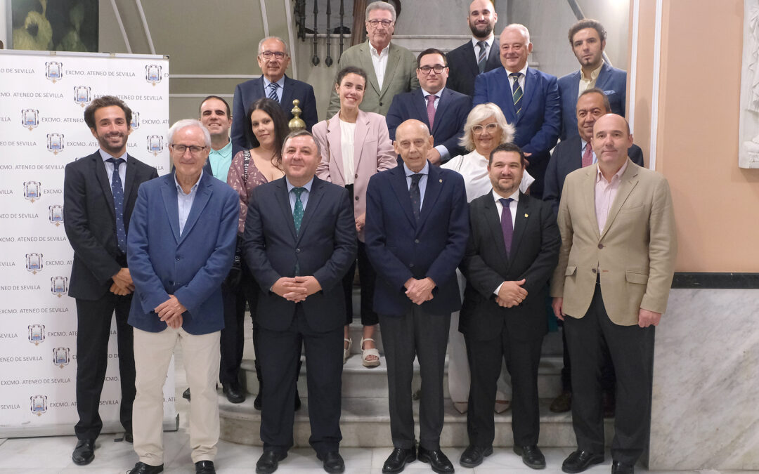 La Hermandad de la Milagrosa visita el Excmo. Ateneo de Sevilla